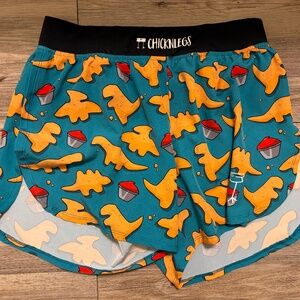 Chicknlegs Men's Medium Nuggets 4" Half Split Shorts